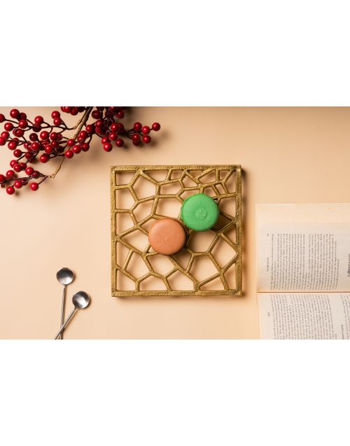 Hive Metal Trivet 