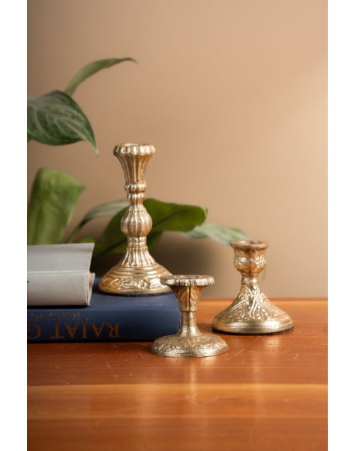  Colonial Candle Holders (Set of 03)