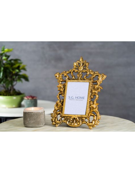 Colonial Photo Frame